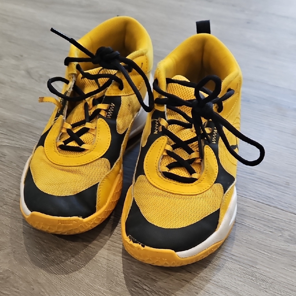 Youth Black and Yellow Basketball Sneakers